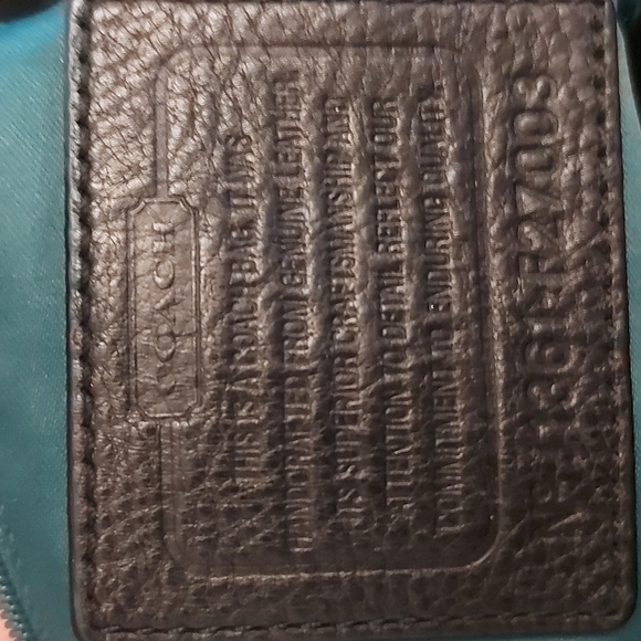 Coach leather bucket purse - Picture 6 of 13